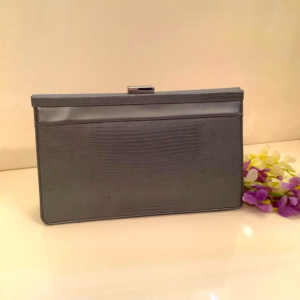 Vintage Preston York Clutch